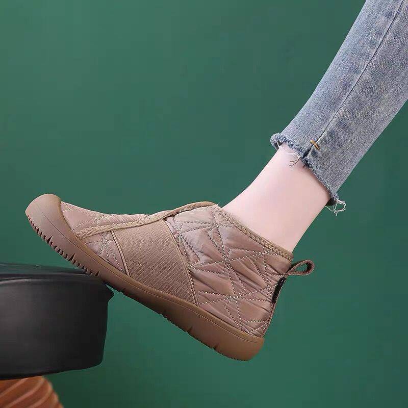 Plush-Lined Flat Snow Boots - view 6