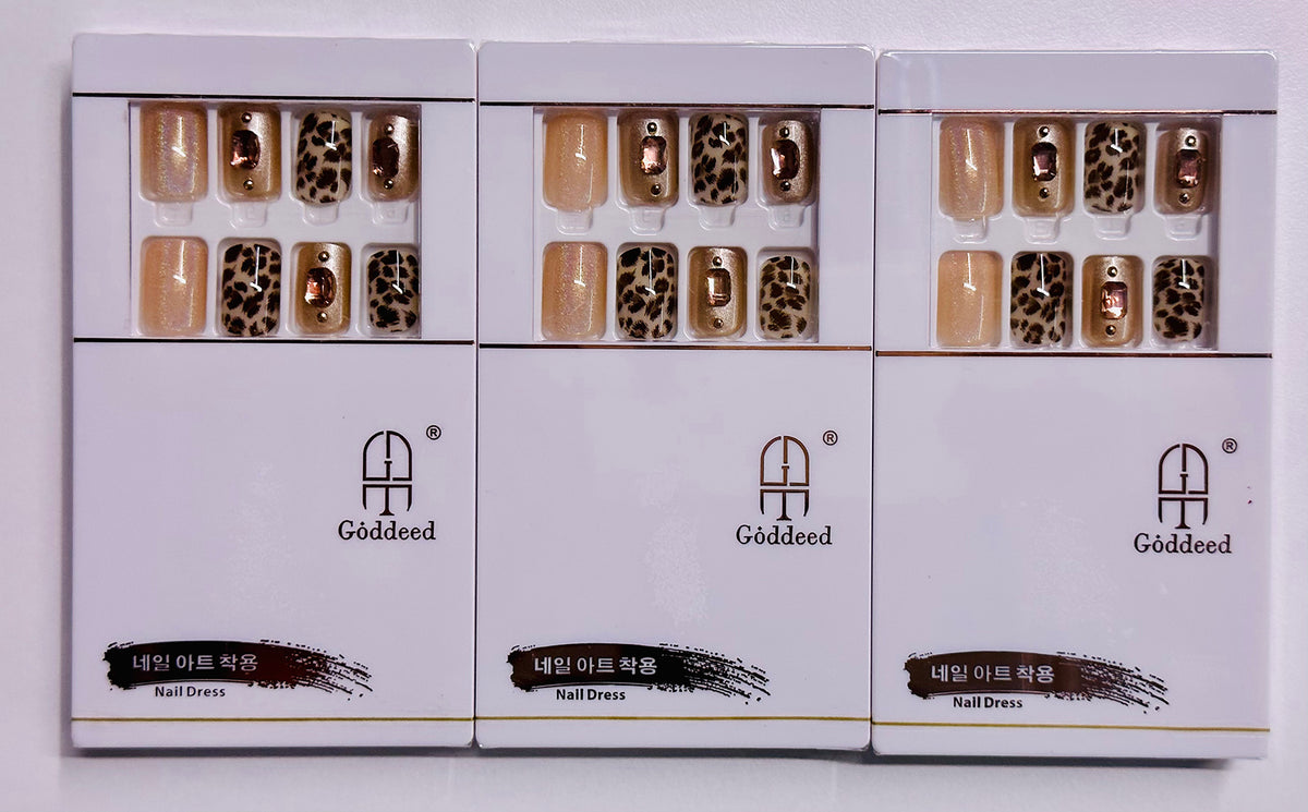 Leopard Shimmer Gem Press-On Nails (10 pcs) - view 4