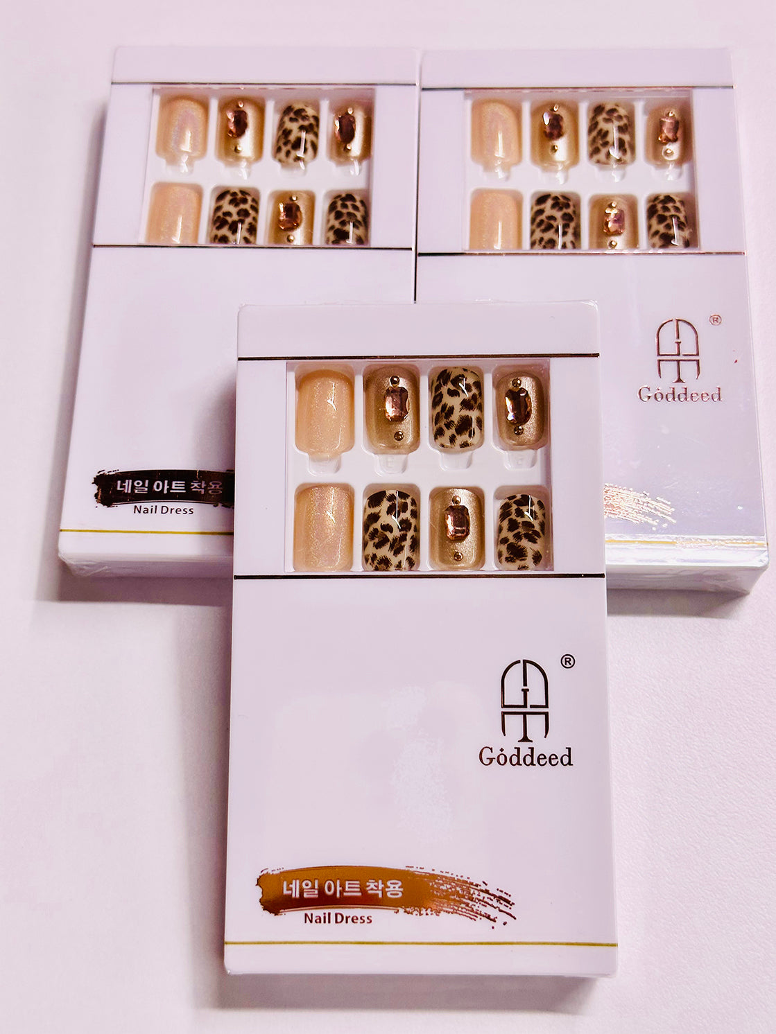 Leopard Shimmer Gem Press-On Nails (10 pcs) - view 5