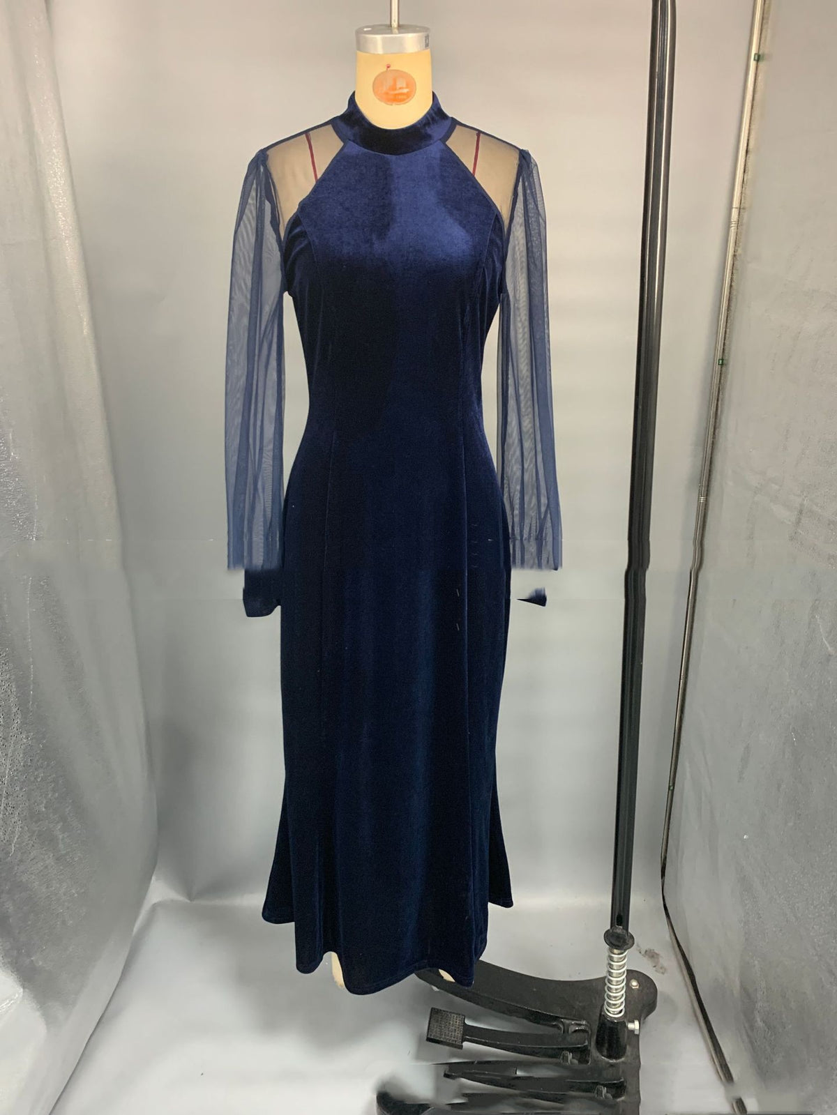 Navy Waist-Cinching Long Sleeve Dress – view 2 of 5