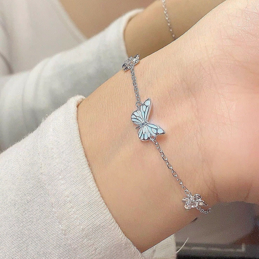 Glow-in-the-Dark Butterfly Necklace & Bracelet Set – view 6 of 10 | My Dressing Room