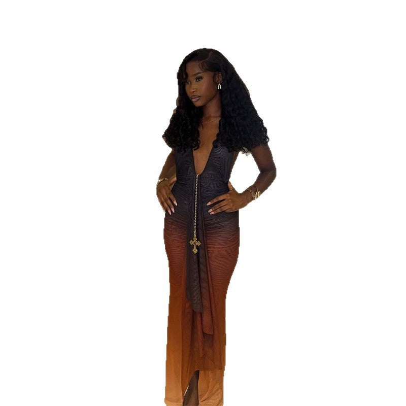 Color-Block Backless Bodycon Maxi Dress – view 5 of 6