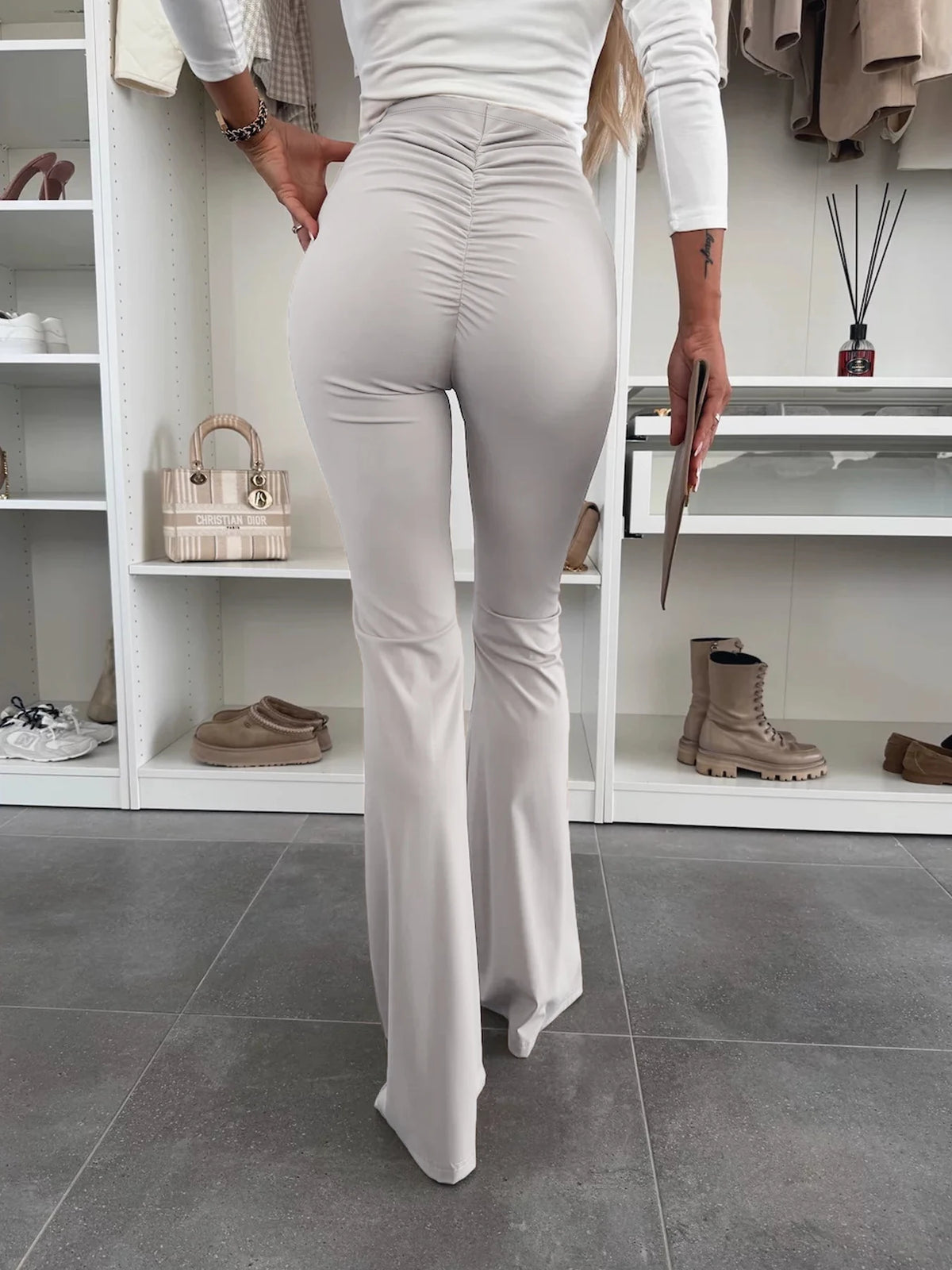 High-Waist Ruched-Back Flare Pants – view 4 of 4
