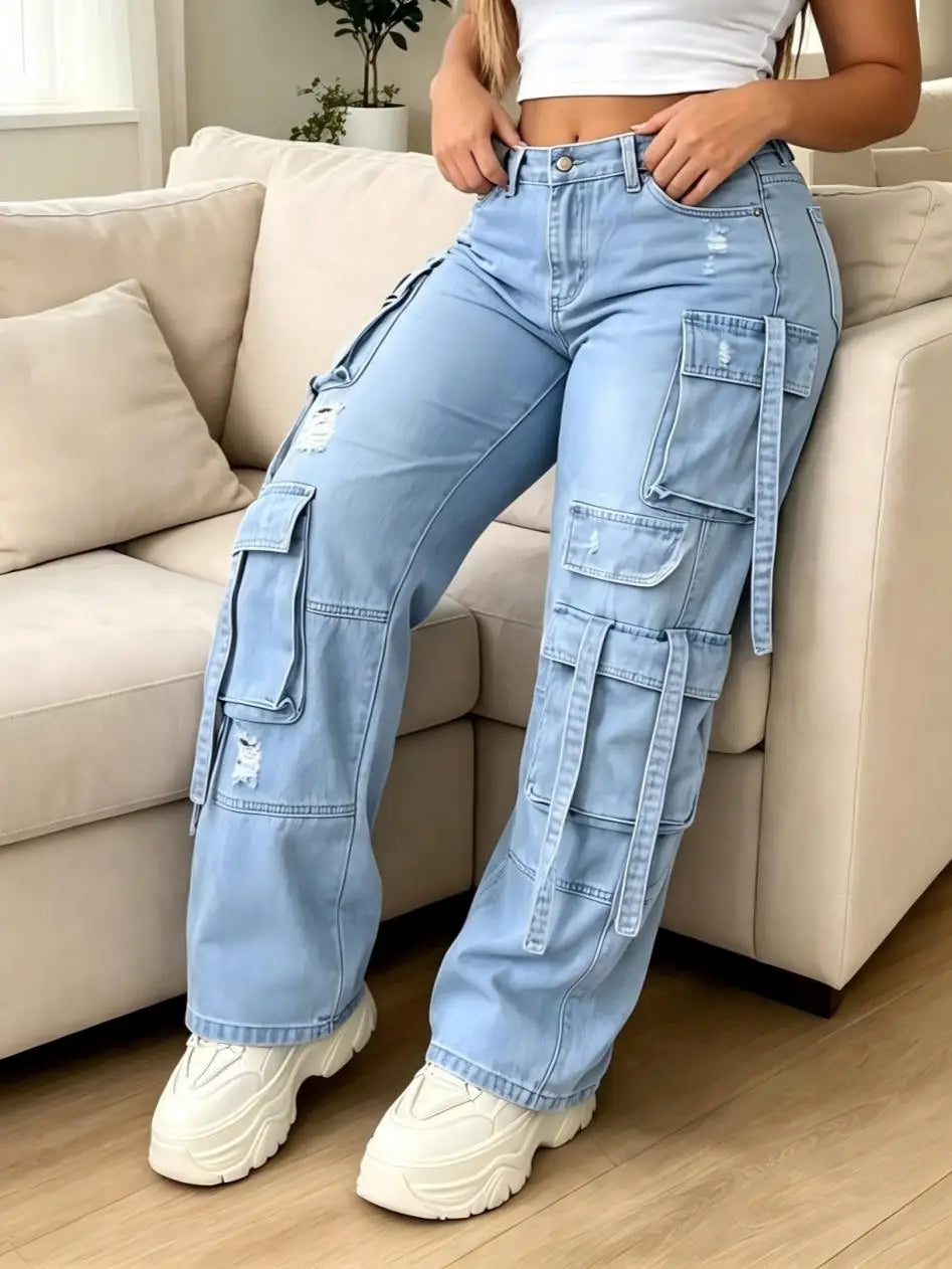 Light Wash Wide-Leg Cargo Jeans – view 4 of 8
