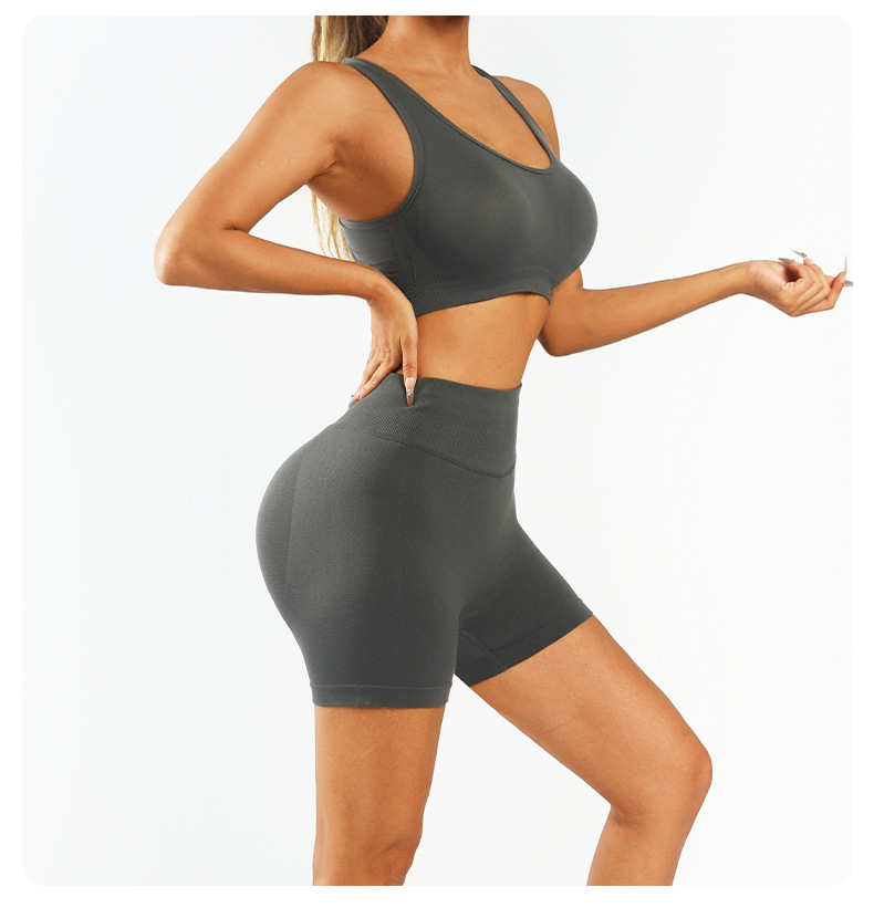 Seamless Leggings and Padded Sports Bra Set - view 5