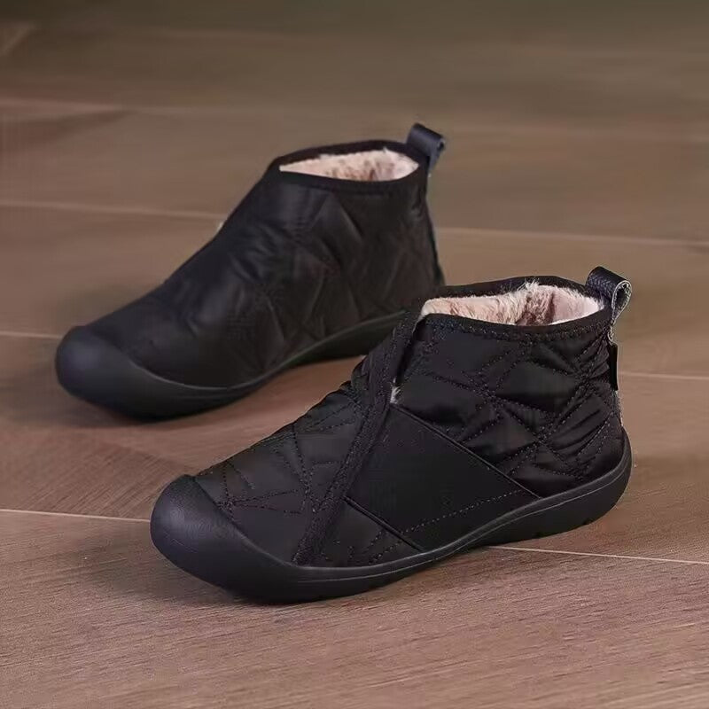 Plush-Lined Flat Snow Boots - view 3